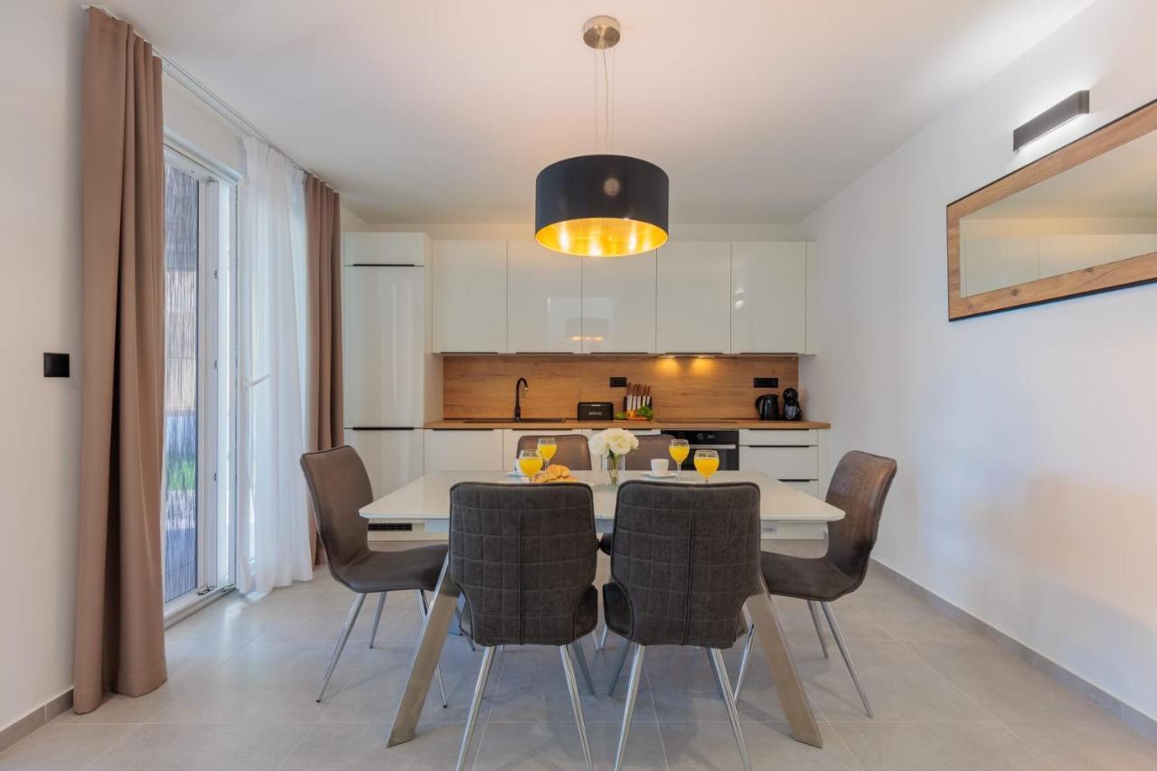 ורסי Villa Mara מראה חיצוני תמונה