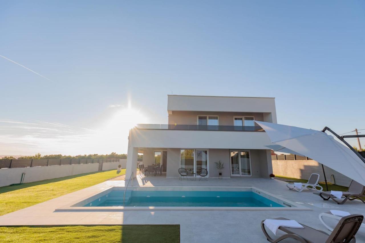 ורסי Villa Mara מראה חיצוני תמונה